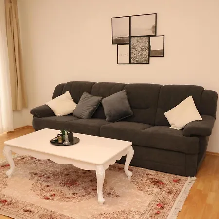 Apartment Near The Trade Fair