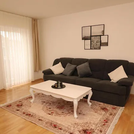 Apartment Near The Trade Fair